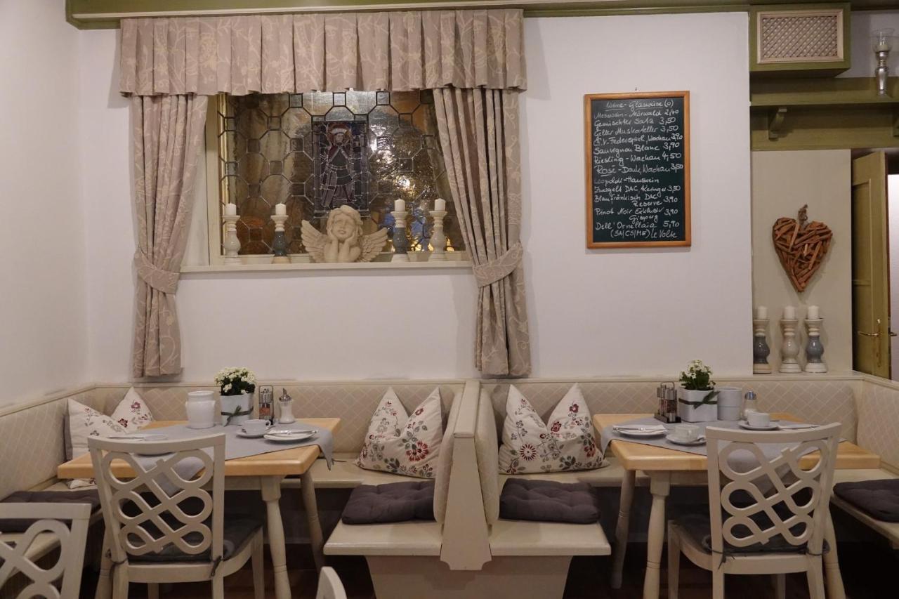 Gasthof "Zur Kanne" Markt Sankt Florian Εξωτερικό φωτογραφία
